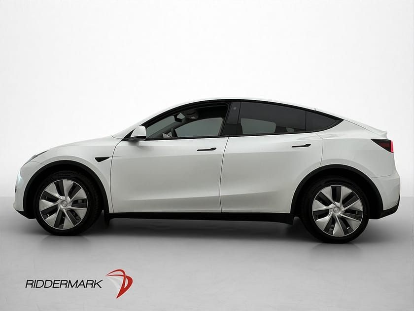 Bild 5 av Tesla Model Y Long Range AWD 514hk MOMS  Adp-fart Pano