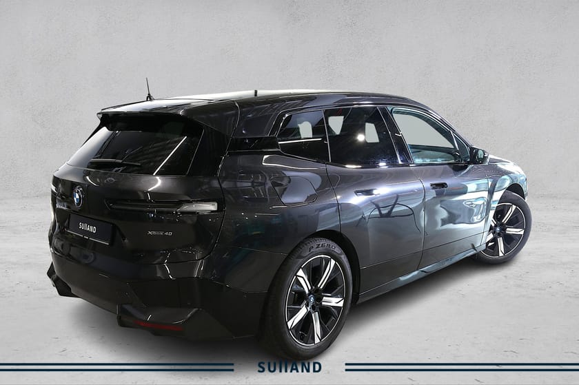 Bilde 3 av BMW iX xDrive40