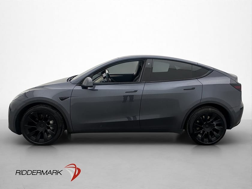Bild 5 av Tesla Model Y Long Range AWD Svensksåld Panorama MOMS