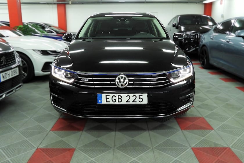 Bild 3 av Volkswagen Passat Variant GTE 1.4 TSI Executive Cockpit SoV Hjul Drag värmare
