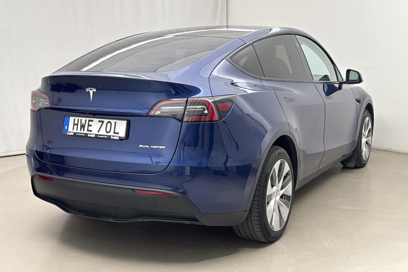 Bild 3 av Tesla Model Y Long Range AWD Dual Motor Vitt läder