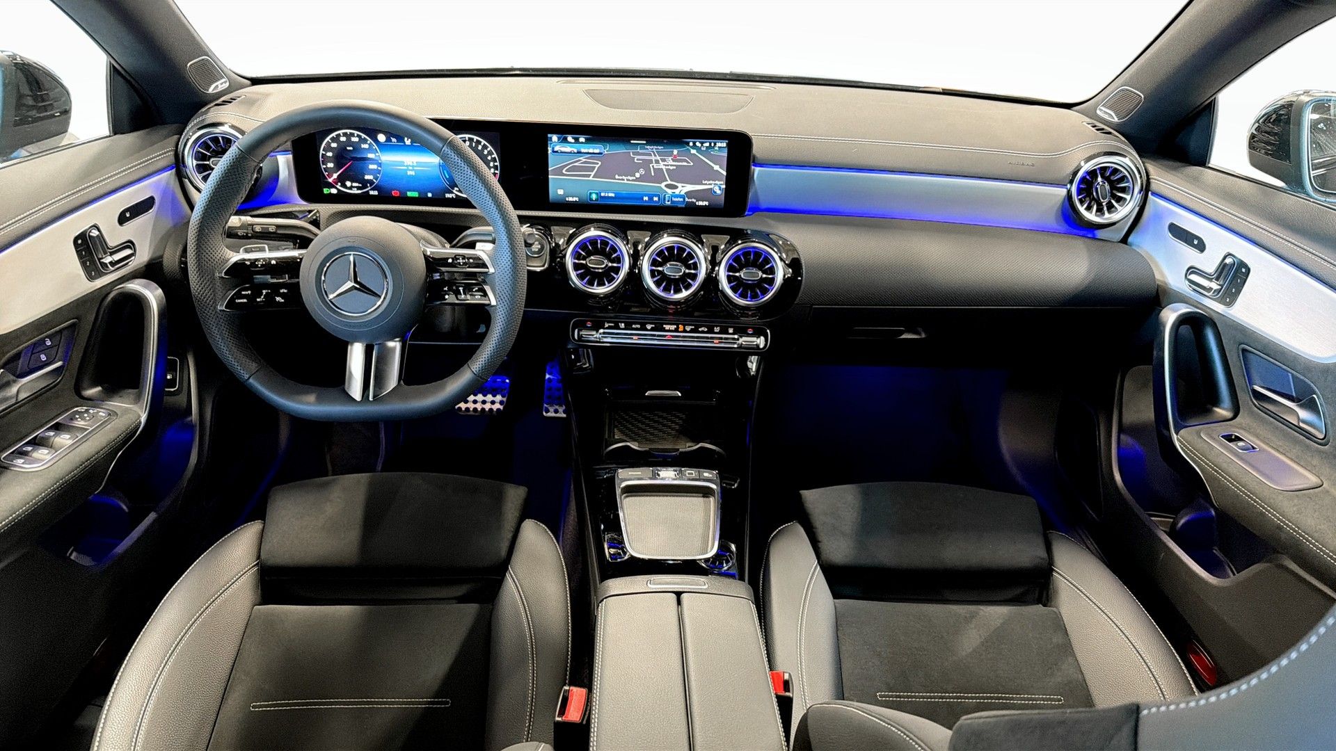 Mercedes-Benz CLA 250 e Shooting Brake 2026, bild 4/26
