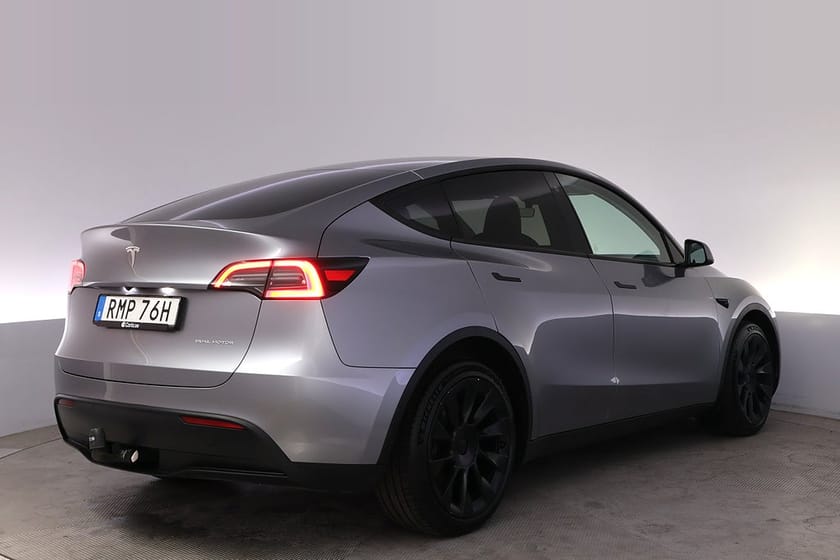 Bild 5 av Tesla Model Y Long Range AWD Autopilot Panorama Drag