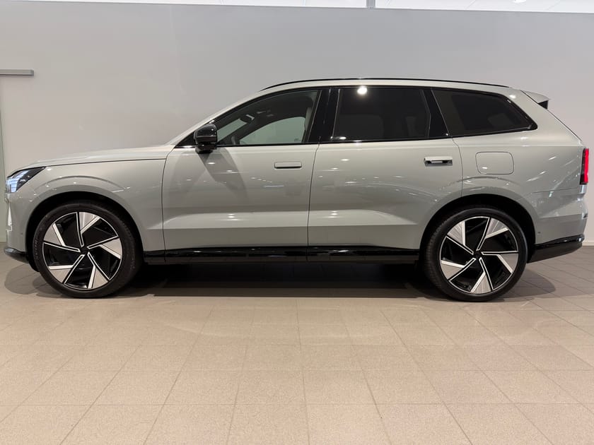Bild 3 av Volvo EX90 Twin Motor Performance Ultra 7sätes / 360 Kamera / Panoramatak / Dragkrok / 10.000kr tillbehör/