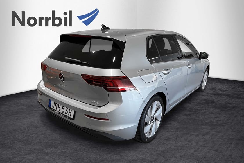 Bild 4 av Volkswagen Golf eTSI 150 DSG Värmare/Kamera/rattvärme