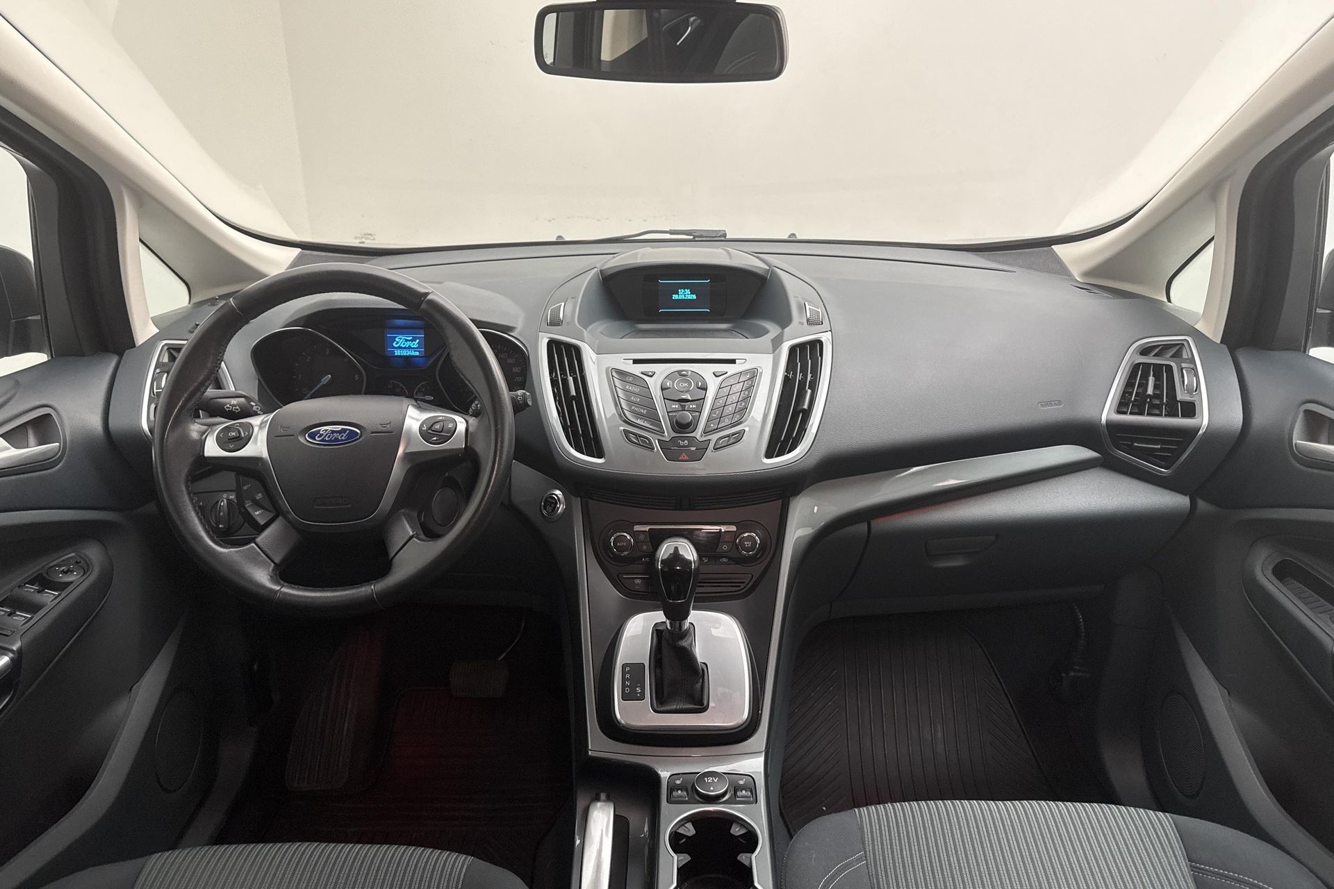 Ford C-Max 2.0 TDCi Powershift 2015, kuva 7/10
