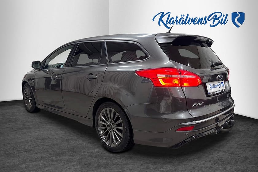 Bild 3 av Ford Focus Kombi 1.0 EcoBoost ST-Line Euro 6 (125hk) Drag M-värm Kamera