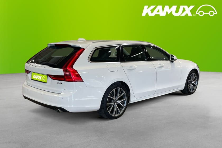 Bild 4 av Volvo V90 D4 AWD Momentum Advanced SE  Navi B-Kamera Carplay Delskinn PDC fram/bak Få ägare!