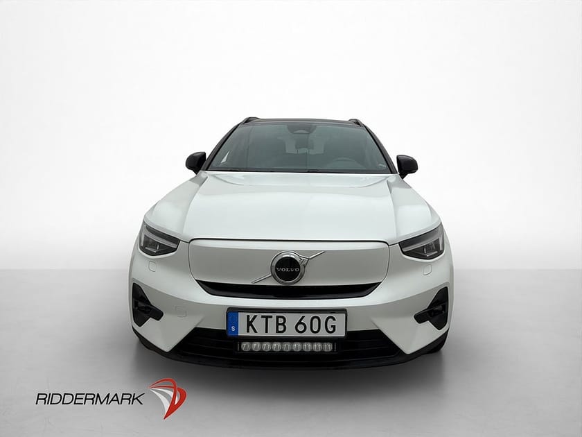 Bild 3 av Volvo XC40 Recharge 231hk Plus Värmare Dragkrok Kamera Pilot