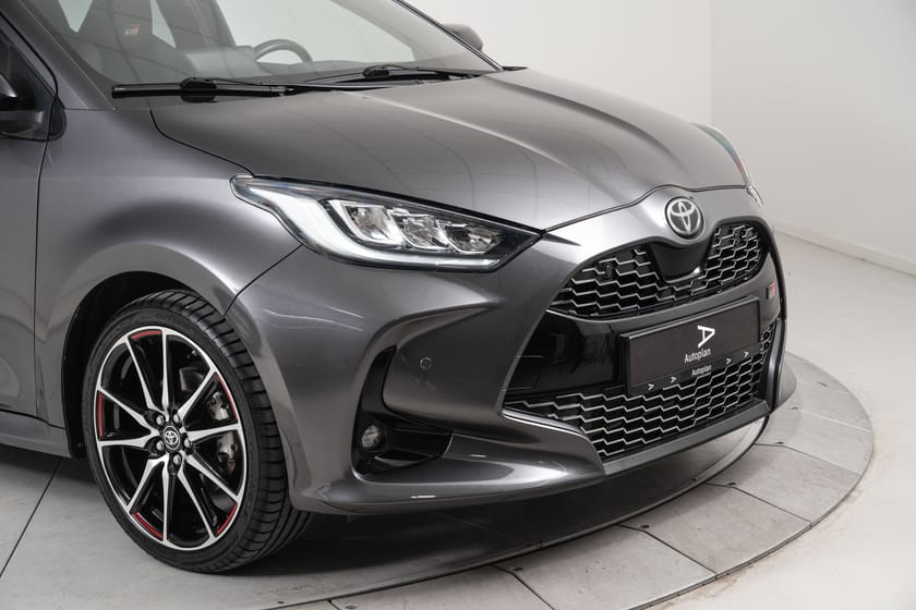 Bilde 3 av Toyota Yaris Hybrid