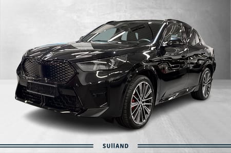 BMW iX2 xDrive30