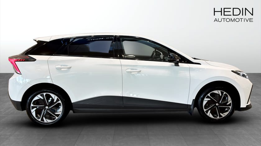 Bild 3 av MG 4 Electric Long Range Luxury | 64 kWh | 360kam | Drag