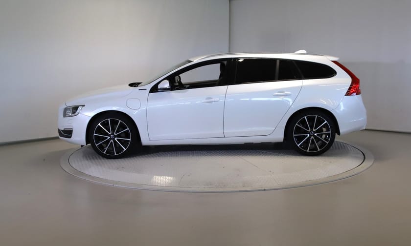 Bilde 2 av Volvo V60 D5 Twin Engine Summum ACC/Krok/Kam/P-varm/Skinn/El.sete