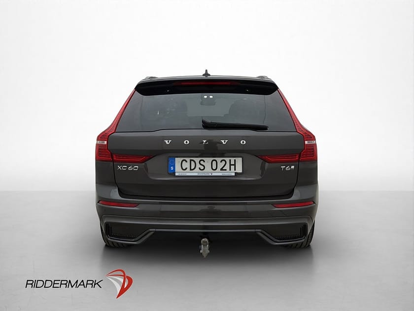 Bild 5 av Volvo XC60 LongRange T6 AWD Plus Dark Edt Värm Pano H/K Drag