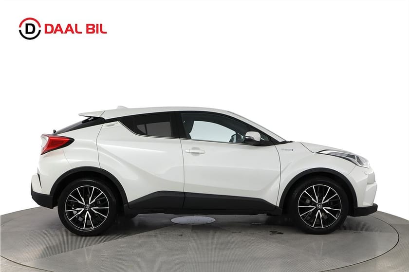 Bild 5 av Toyota C-HR Hybrid Yaris CVT 122HK X-EDITION JBL® B-KAMERA HELSKINN