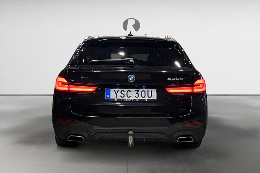 Bild 5 av BMW 530e xDrive Touring 292 HK AUT M-SPORT NAVI P-VÄRM SKINN 18"