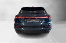 Thumnail bilde 2 av Audi e-tron 55 quattro