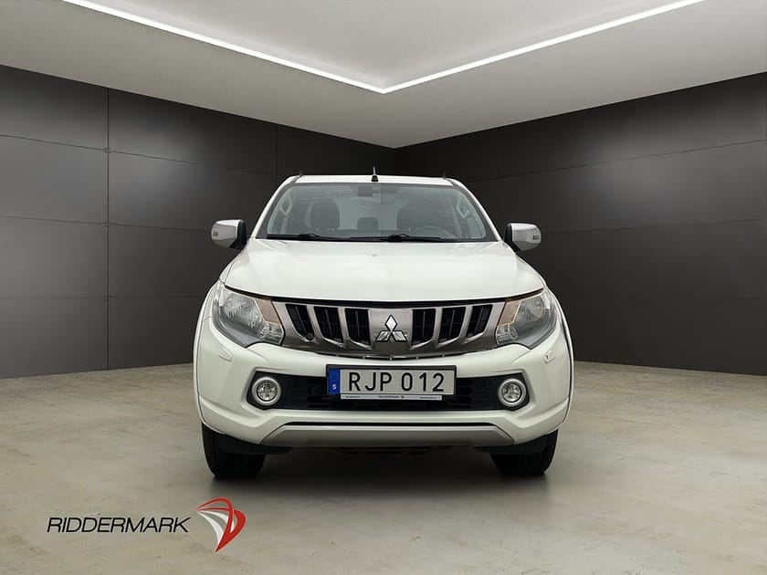 Bild 5 av Mitsubishi L200 Dubbelhytt 181hk 4WD Dragkrok B-Kamera Farthållare Moms