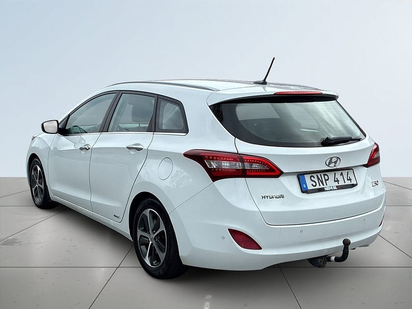 Bild 5 av Hyundai i30 Kombi 1.6 CRDi DCT Premium Darg/Navi/Kamera/Rattvärm/MoK