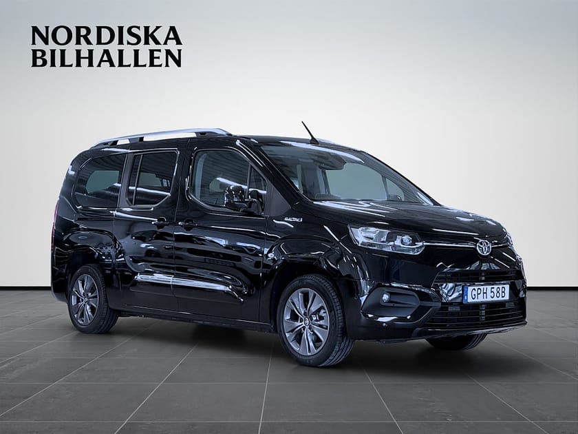 Bild 1 av Toyota ProAce City Verso Electric 50 kWh 7-Sits Kamera HUD Apple Car