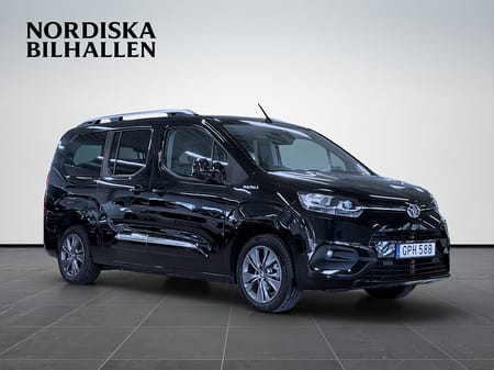 Toyota ProAce City Verso Electric 50 kWh 7-Sits Kamera HUD Apple Car