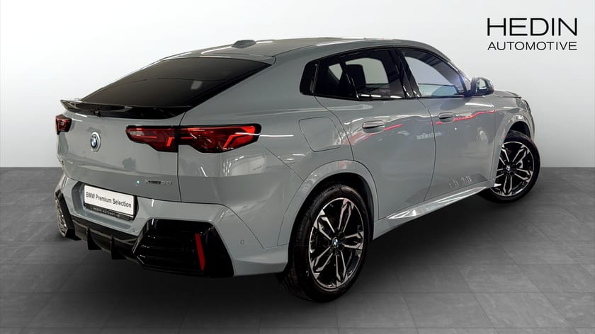 Bild 2 av BMW iX2 xDrive30