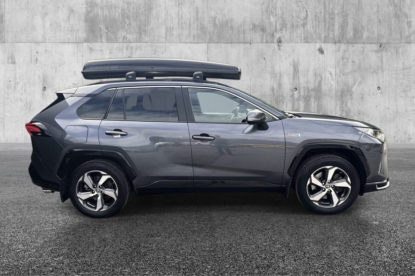 Bilde 4 av Toyota RAV4 Plug-in Hybrid Active Tech//75km wltp/Takboks