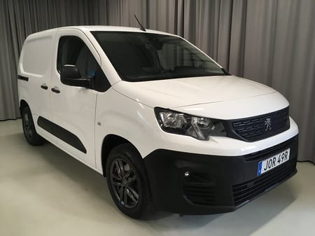 Peugeot Partner L1 Inbussines 130hk AUT (värmare+drag)