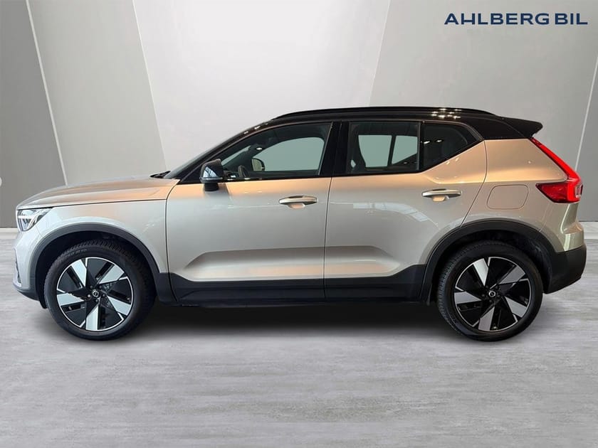 Bild 4 av Volvo XC40 Recharge Single Motor Extended Range OUTLET 🟢 Core SE. Backkamera, Klimatpaket, Navi,