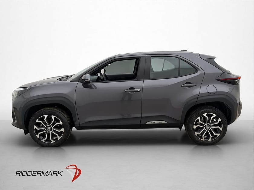 Bild 4 av Toyota Yaris Cross Hybrid 116hk Active Plus Kamera Navi Fart