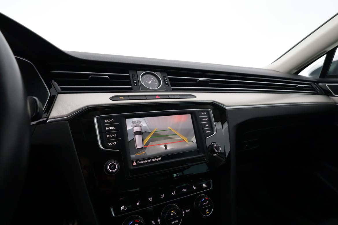Volkswagen Passat 2017 - miniatyr 12