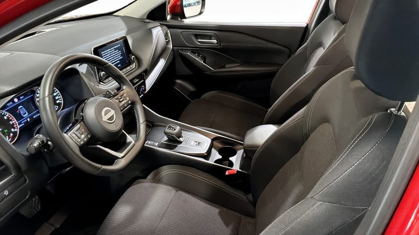 Bild 3 av Nissan Qashqai 1.3 DIG-T MHEV 158hp Xtronic - acenta