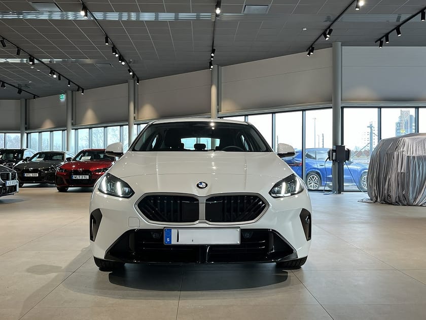 Bild 2 av BMW 120 M Sport Driving Assistant Rattvärme