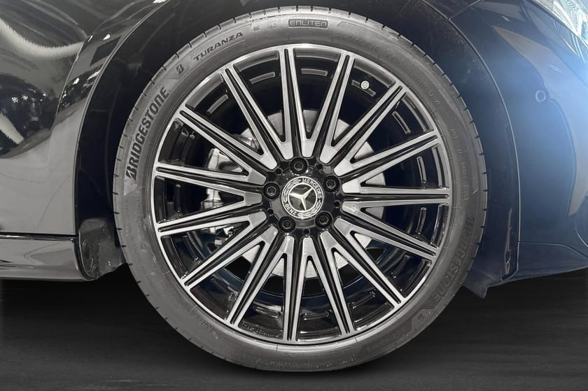 Bild 5 av Mercedes-Benz CLA 350 4MATIC Shooting Brake AMG Line Plus