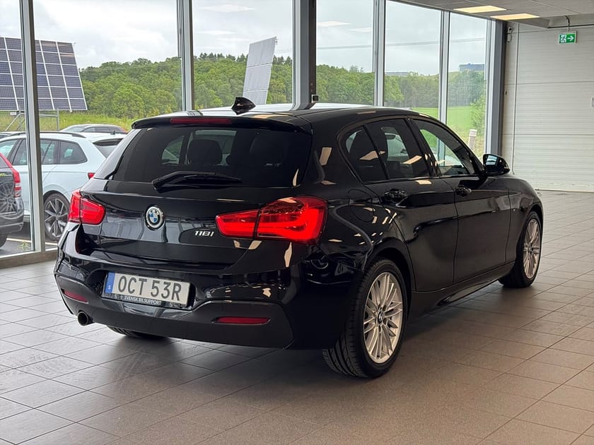 Bild 2 av BMW 118i 5-dörrars M Sport Euro 6 136Hk