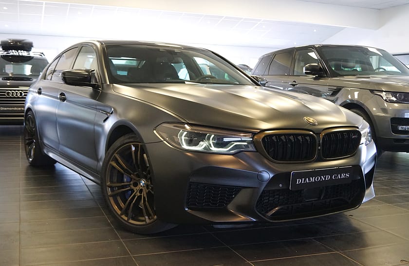 Bild 3 av BMW M5 B&W Taklucka Ventilerade Head up  Soft close