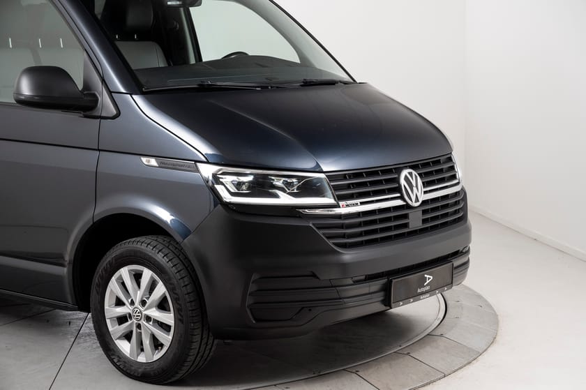 Bilde 3 av Volkswagen Transporter 2.0 TDI 150hk 4M K | Innredning/ACC/Krok/Kamera/Webasto