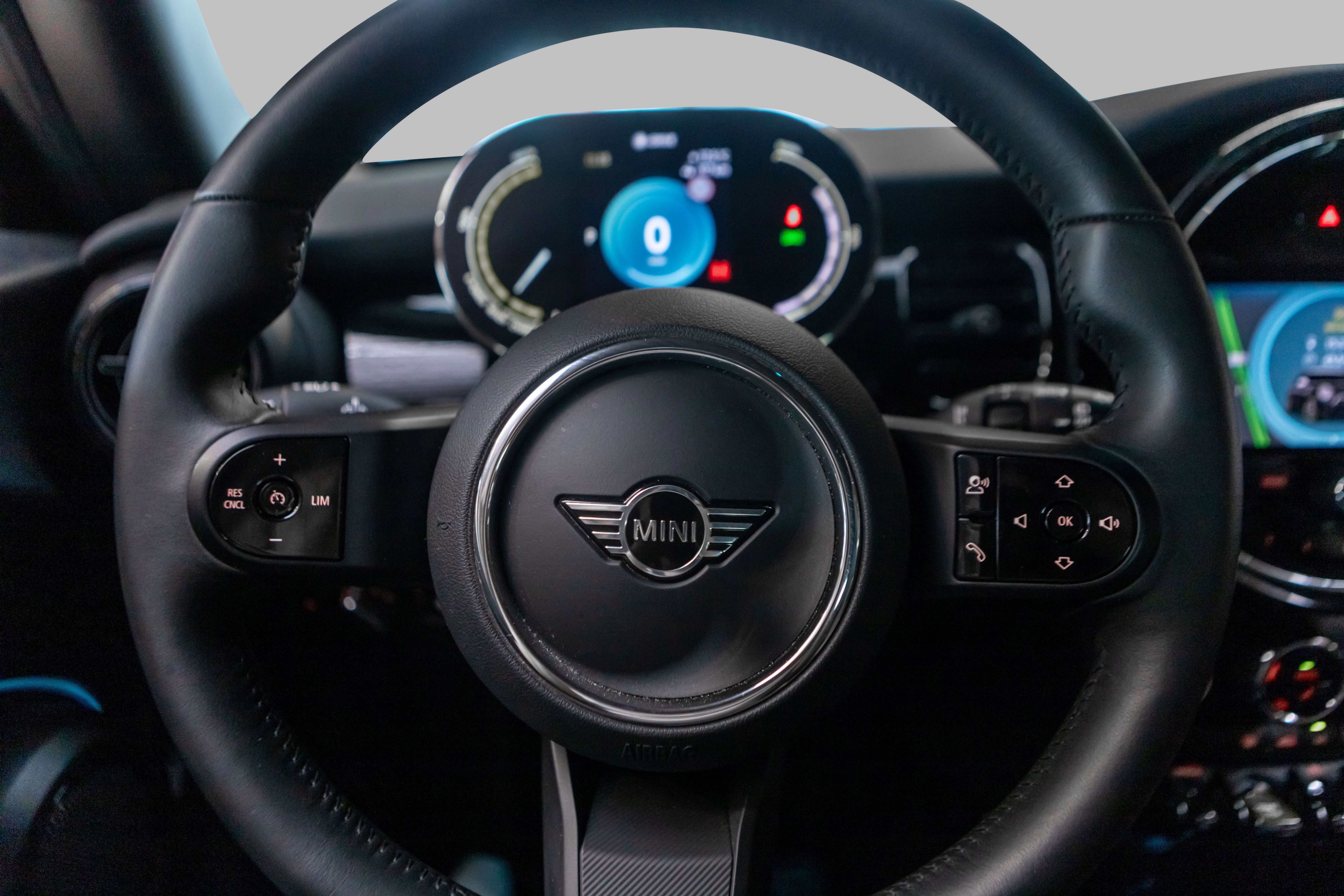 MINI Cooper SE, 184hp, 2023