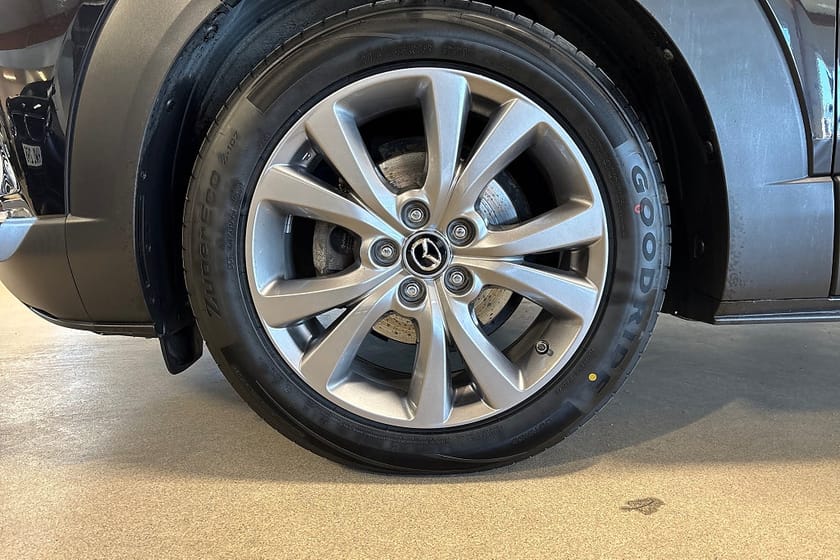 Bild 5 av Mazda CX-30 2.0 e-SKYACTIV-G M-Hybrid / Head-Up / Drag / Backkamera