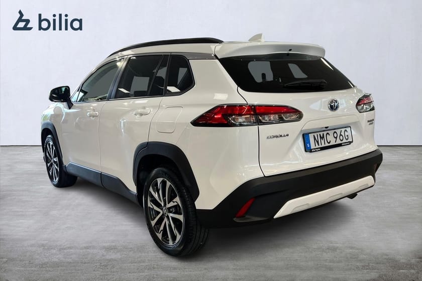 Bild 2 av Toyota Corolla Cross Hybrid AWD-i 2,0 Style Pluspaket Drag