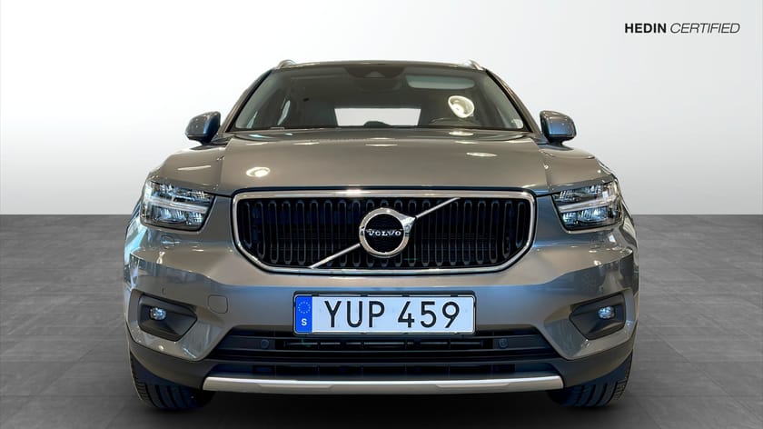 Bild 2 av Volvo XC40 Momentum Advanced D3 Keyless VoC Värmare