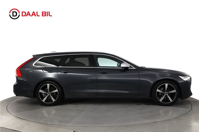 Bild 5 av Volvo V90 D3 150HK R-DESIGN DRAG B-KAM HUD NAVI HIGH PERFORMANCE