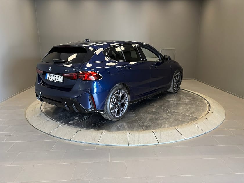Bild 5 av BMW 120 M Sportpaket Dragkrok Innovation Rattvärme HUD