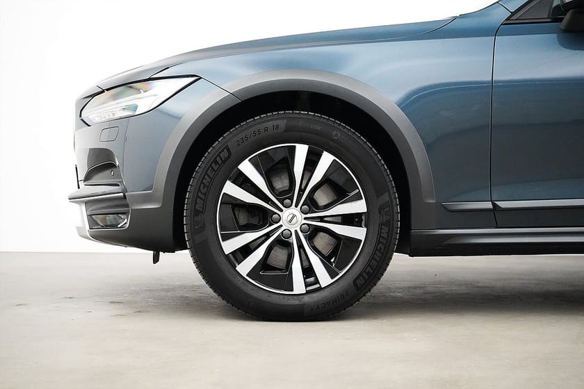 Bild 2 av Volvo V90 Cross Country D4 AWD Polestar / 200hk / Momentum Adv.