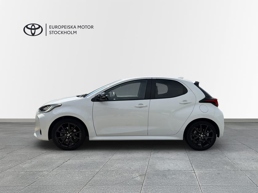 Bild 3 av Toyota Yaris Hybrid 1,5 STYLE JBL SÄKERHETSPKT - V-HJUL