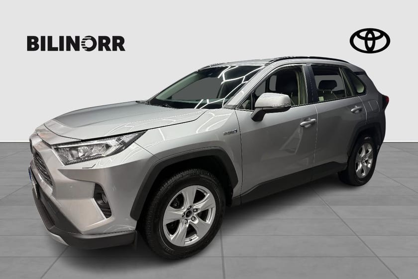 Bild 1 av Toyota RAV4 Hybrid AWD-i 2,5 ELHYBRID E-CVT ACTIVE KOMFORT DRAG V-HJUL