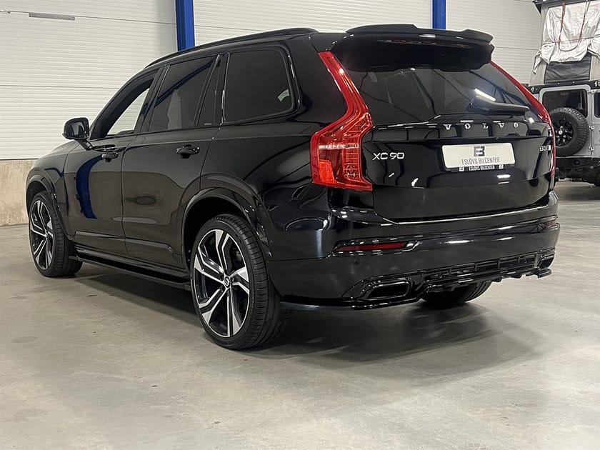 Bild 4 av Volvo XC90 7 Säten B5 AWD 235 HK / R-Design / Panorama / HUD / B%26W / 7-Sits /