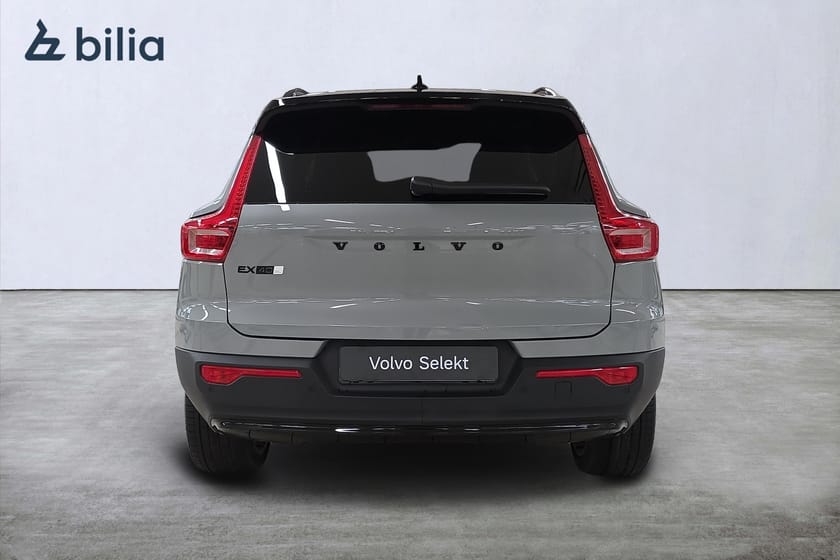 Bild 5 av Volvo EX40 Twin Motor Performance UltraBlackSE/360kamera/Navi/Värmare