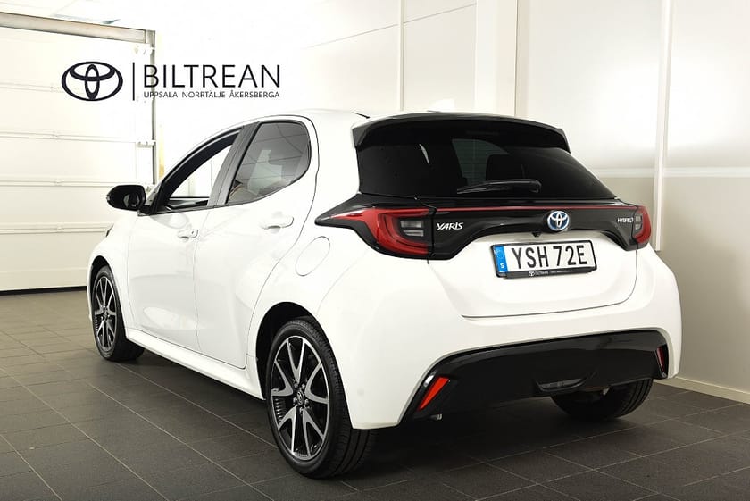 Bild 2 av Toyota Yaris Hybrid 1,5 Elhybrid Style Backkamera Ad. Farthållare Halvskinn
