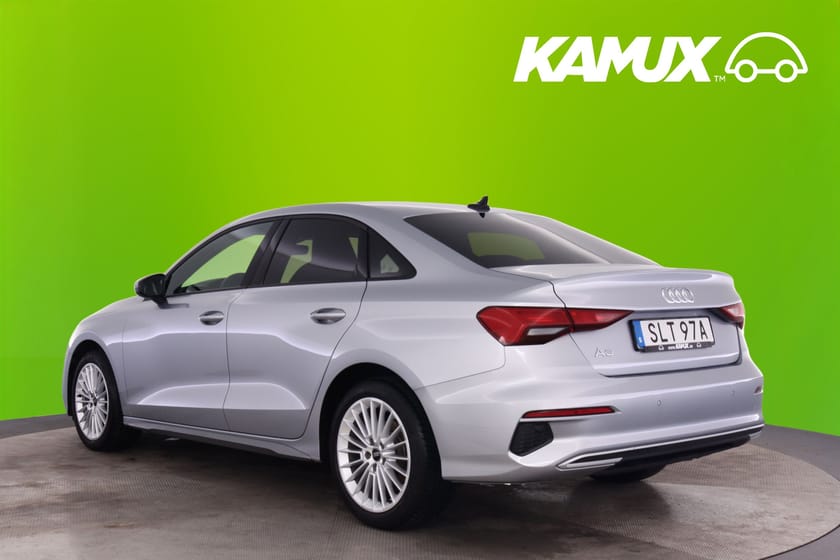 Bild 5 av Audi A3 Sedan 35 TFSI S-Line Interiör Skinn Sportratt CarPlay Adapt Farthåll